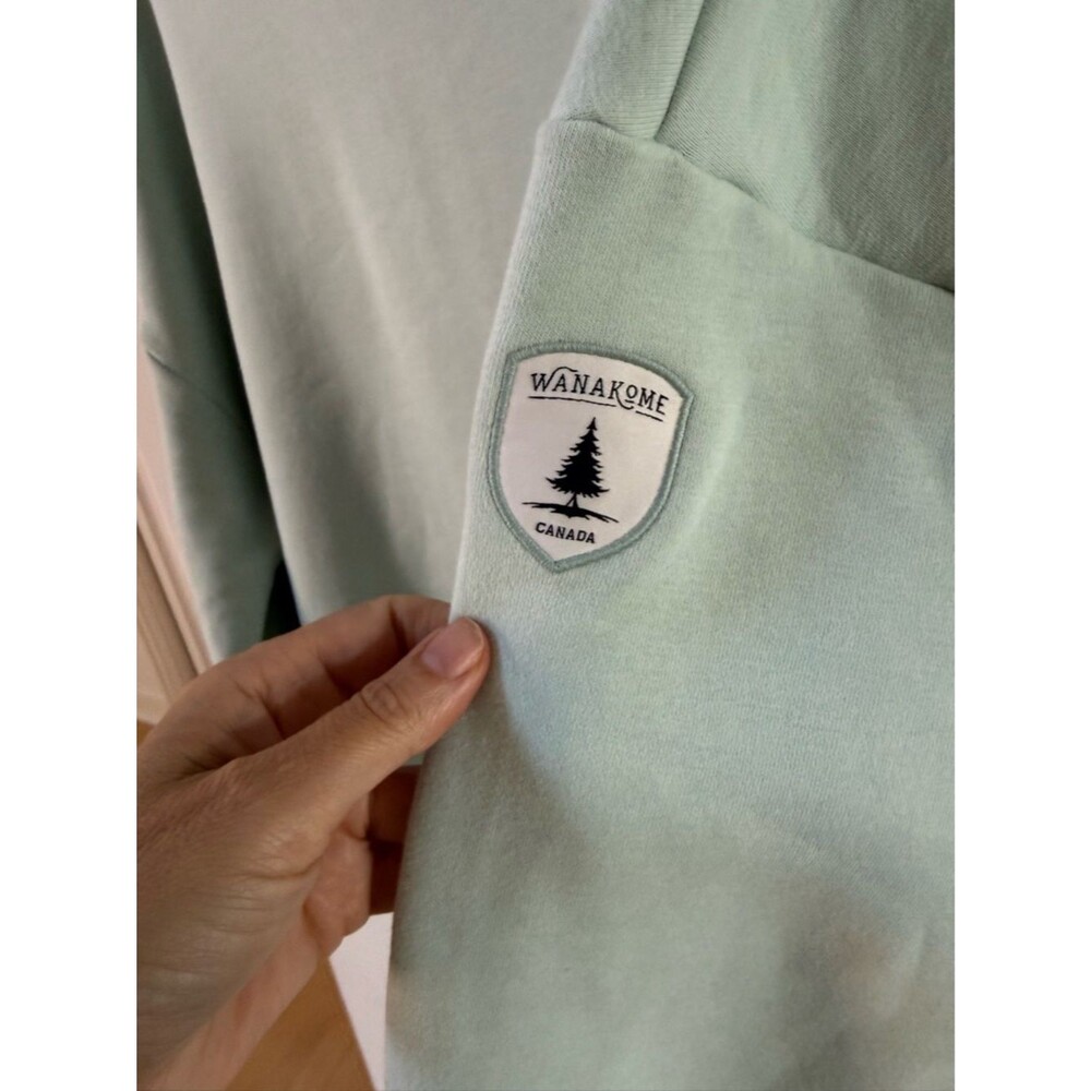 Wanakome Canada Mock Neck Sweatshirt Logo Patch Pullover in Mint Green M NWOT - Picture 3 of 11